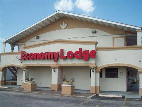 Economy Lodge Texas City Refinery المظهر الخارجي الصورة
