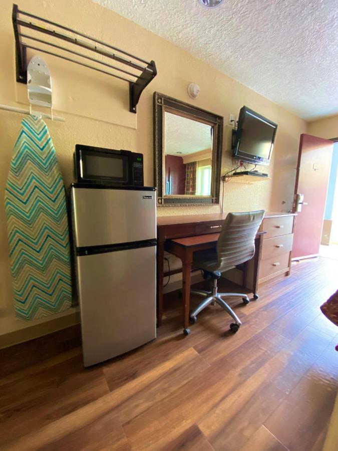 Economy Lodge Texas City Refinery المظهر الخارجي الصورة